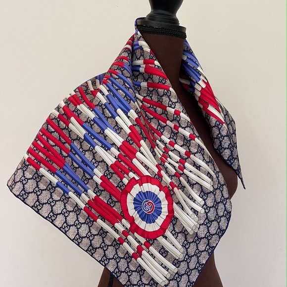 New Gucci GG Logo Web Club Silk Scarf Wrap with Gucci Gift Box - Picture 5 of 15